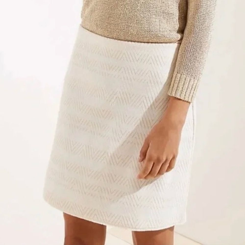 LOFT Cream Zigzag Textured Jacquard Frayed Hem Mini Pencil Skirt